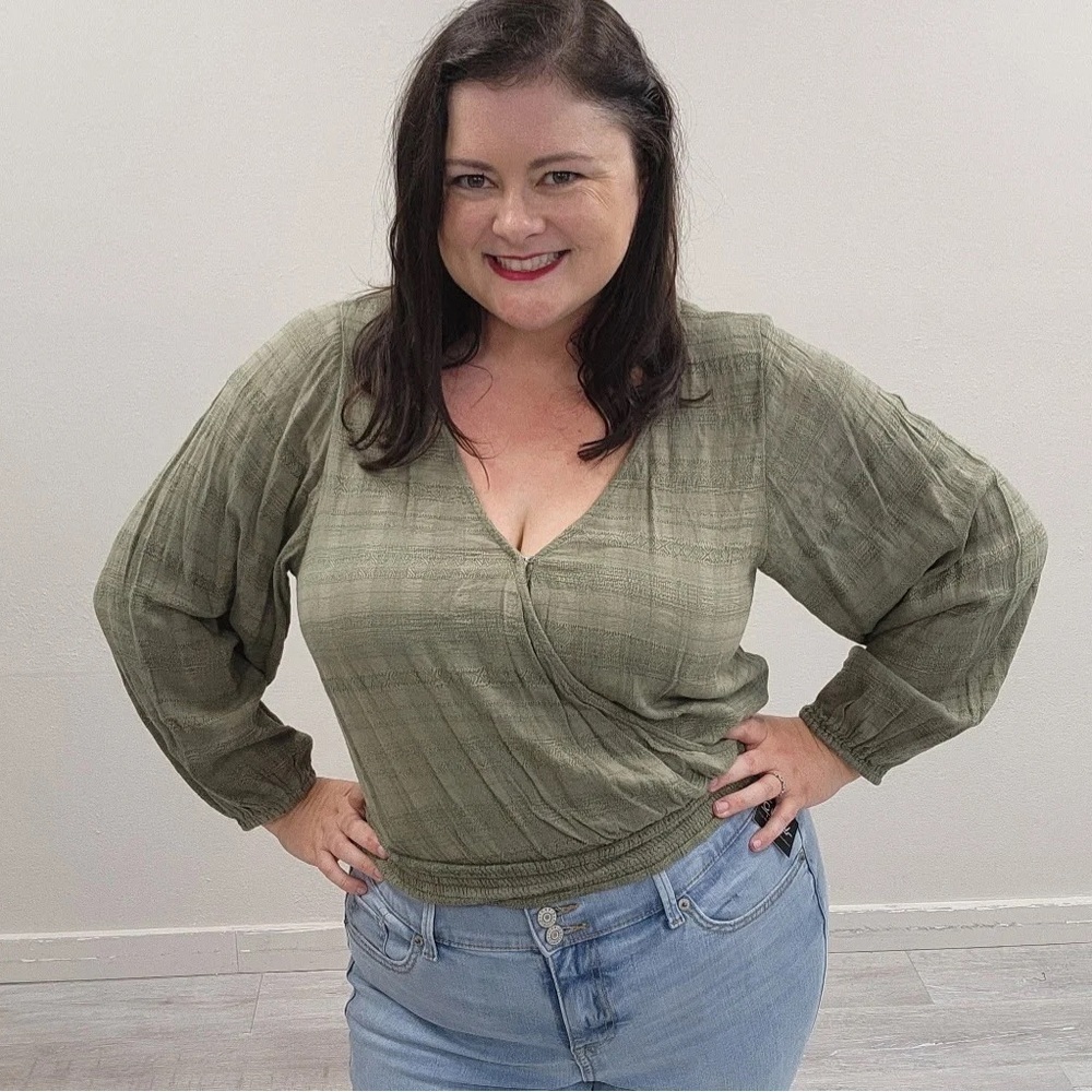 American Eagle Green Wrap Blouse - Size XL